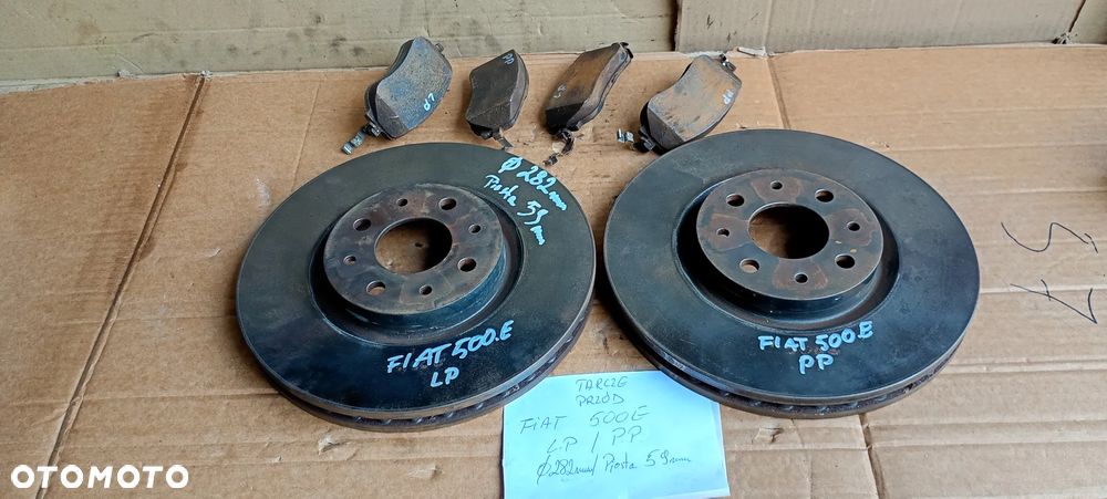Tarcze hamulcowe klocki przód przednie Fiat 500E 282mm - 1