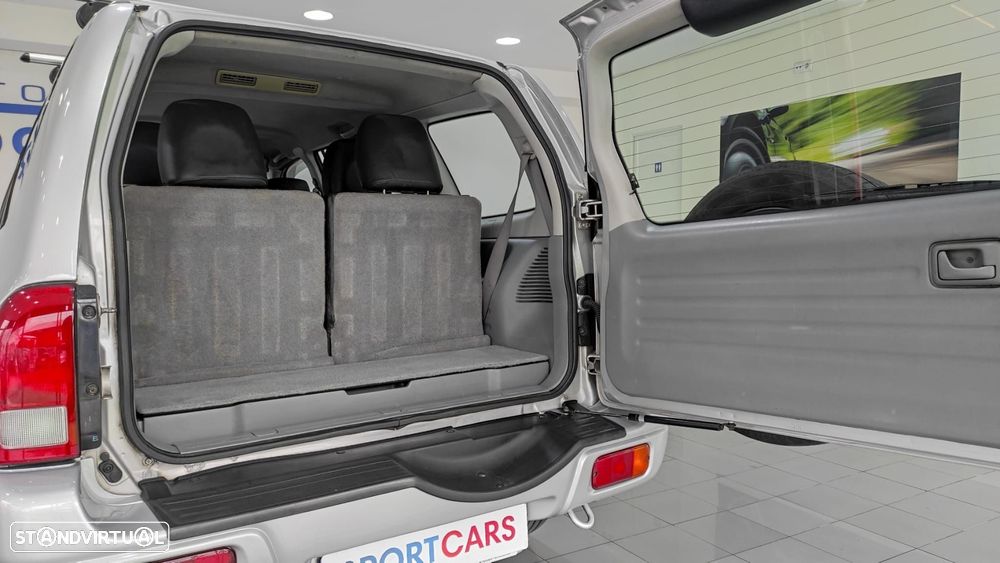 Suzuki Grand Vitara XL-7 2.0 HDi - 21