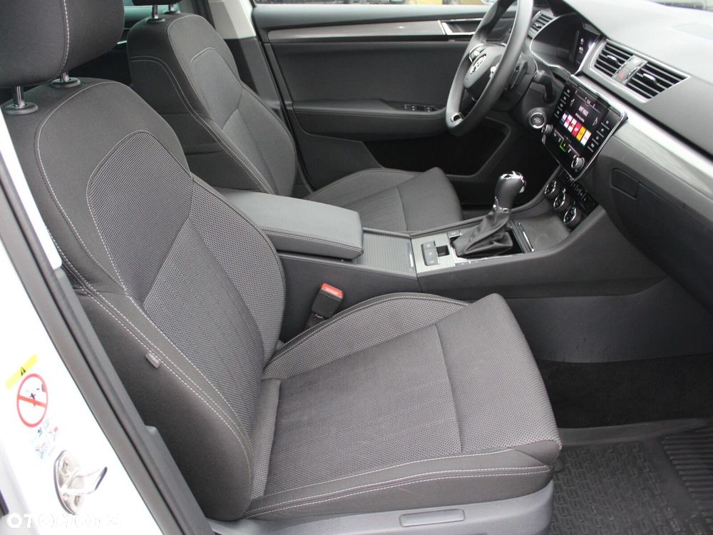 Skoda Superb 2.0 TSI Style DSG - 17