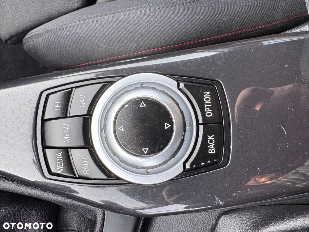 BMW Seria 1 116i Sport Line - 18