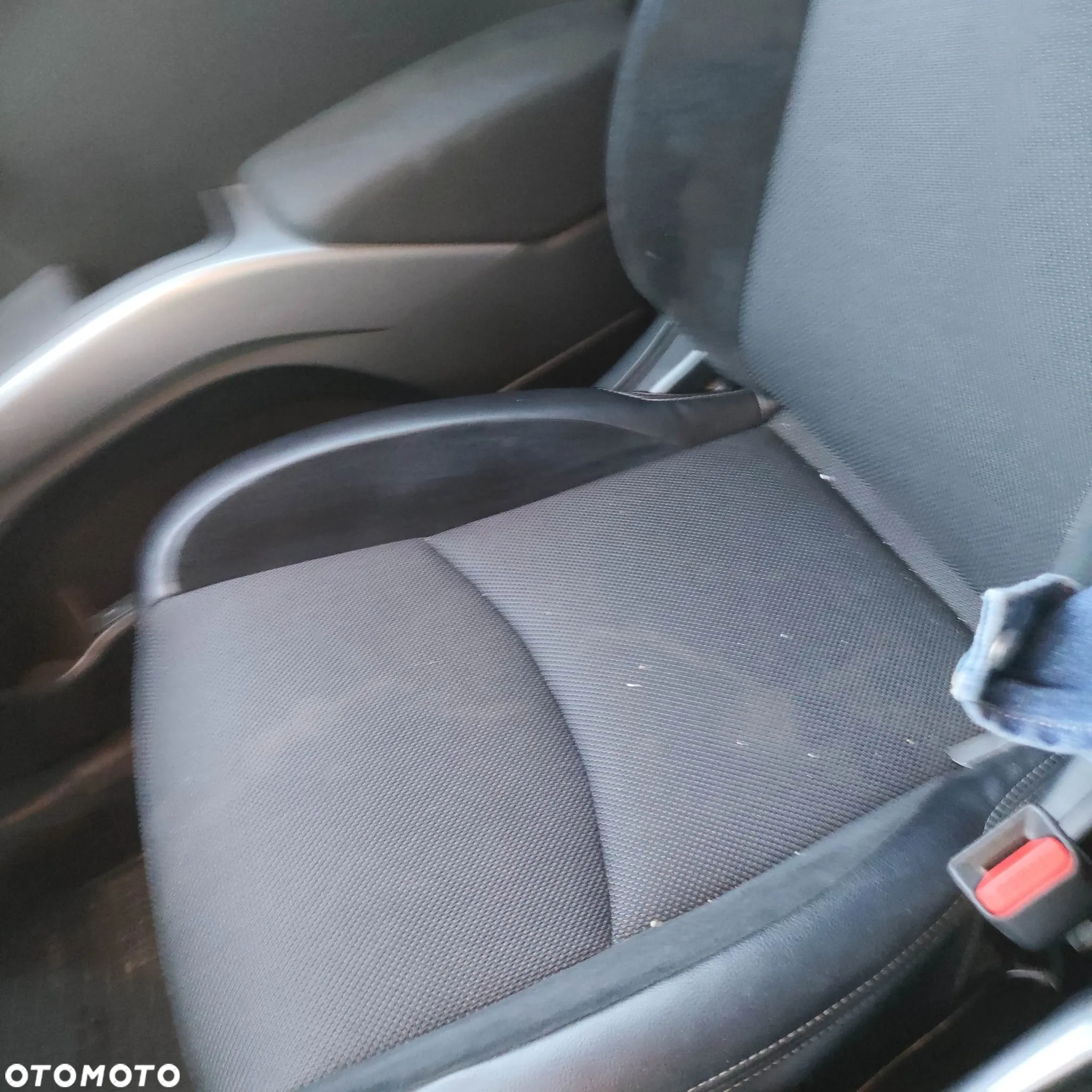 Mitsubishi Outlander 2.0 Intense + NAVI 2WD EU5 - 15