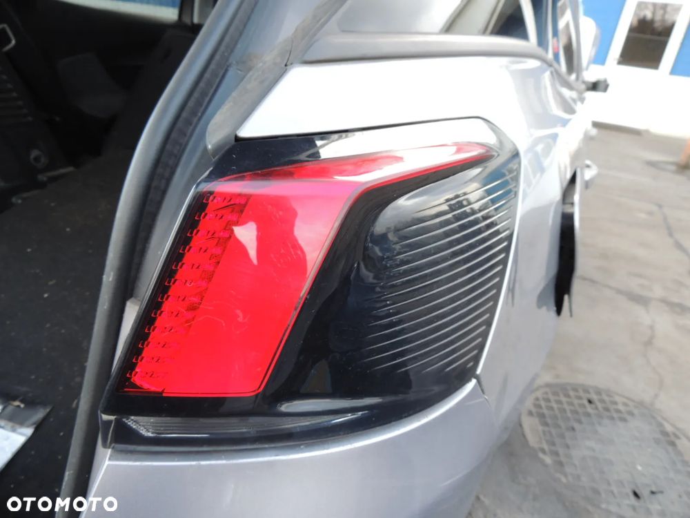 Lampa tylna lewa prawa Peugeot 3008 II LED - 4