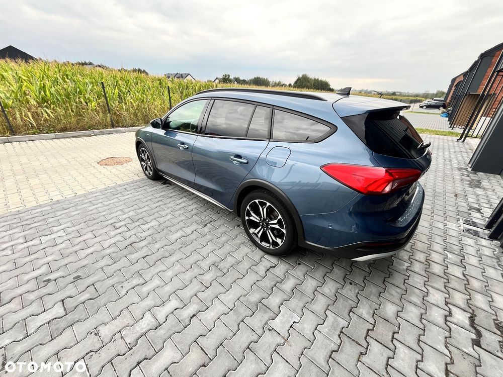 Ford Focus 1.5 EcoBoost Active - 5