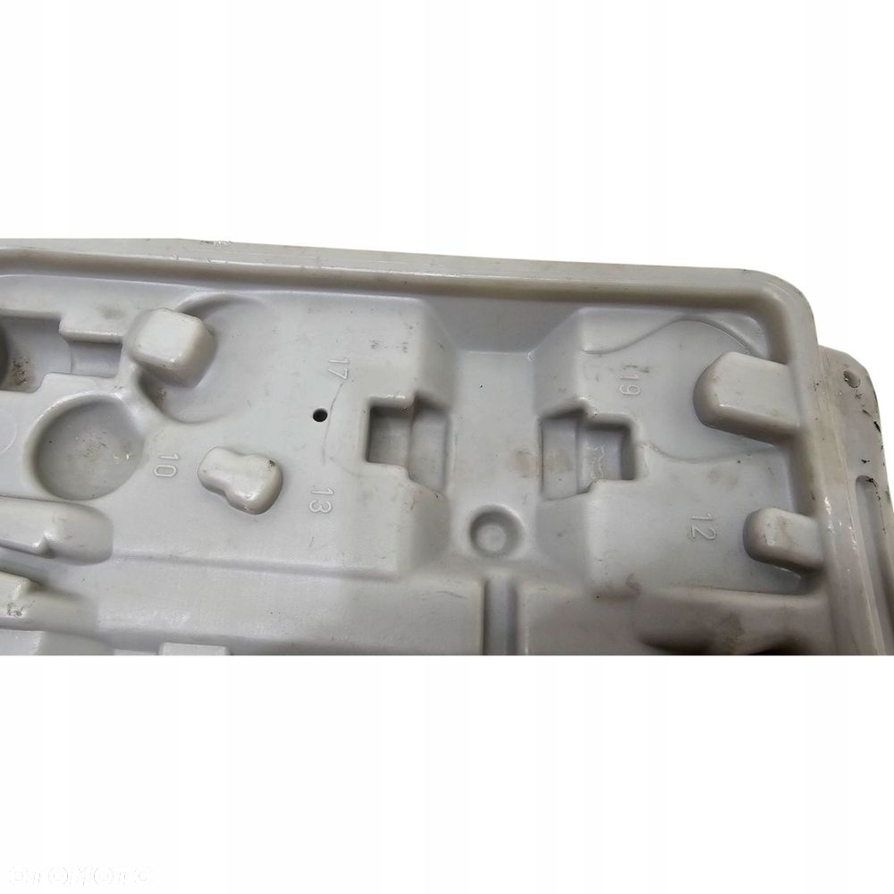 Bmw E30 E28 Schowek Na Klucze Narzędzia 1128911 - 7