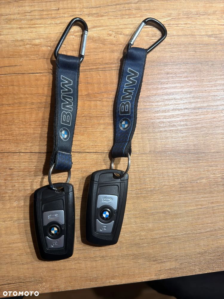 BMW Seria 3 320i xDrive - 13