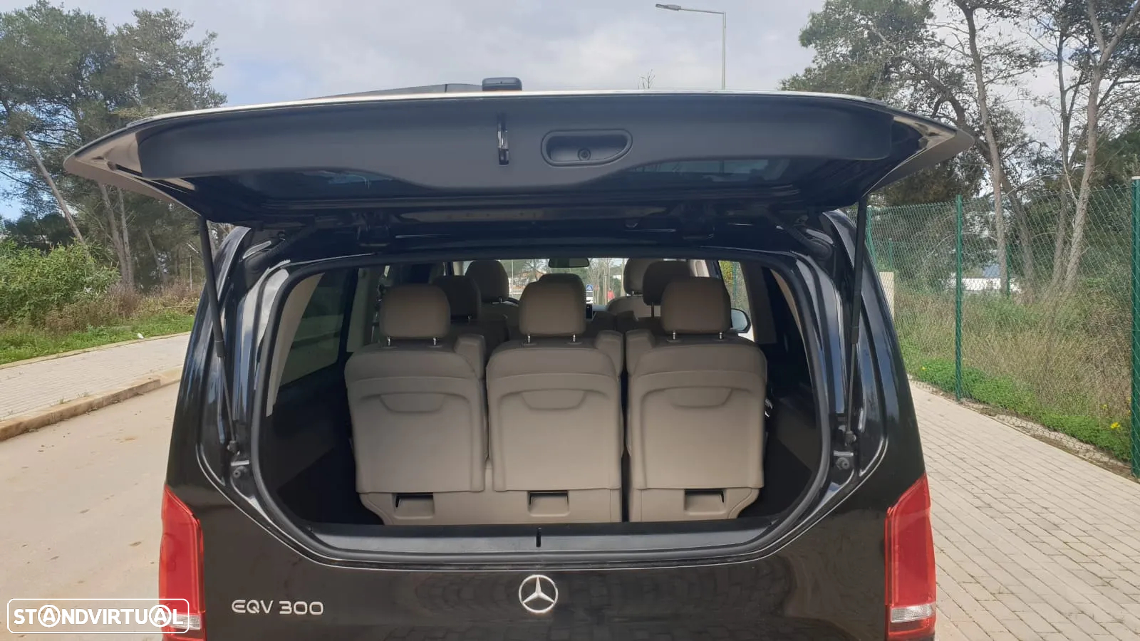 Mercedes-Benz EQV 300 Longo - 10