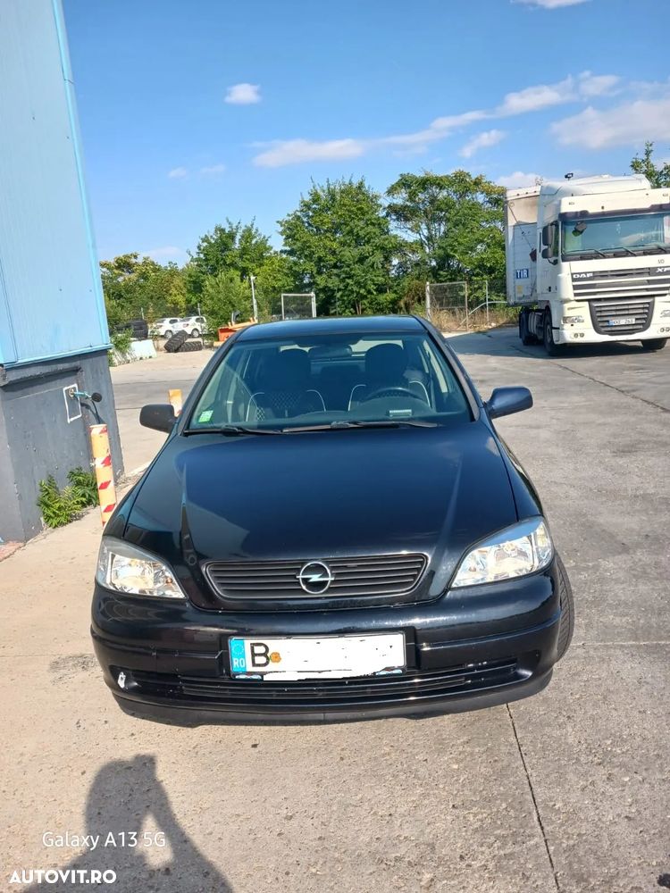 Opel Astra - 2