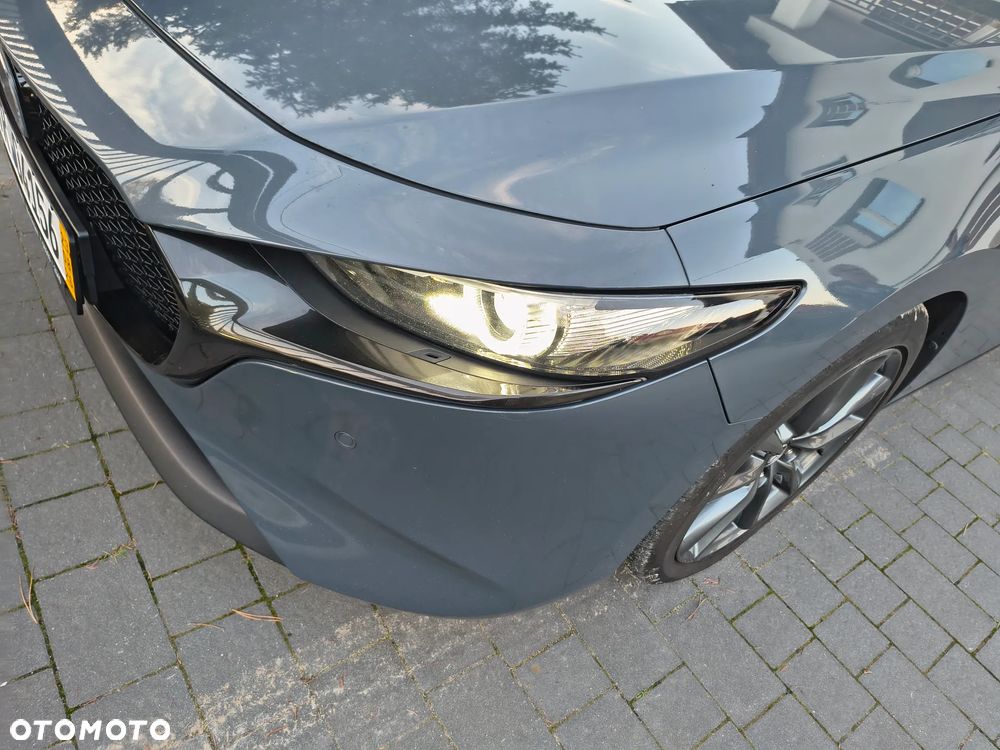 Mazda 3 e-SKYACTIV-G 122 M HYBRID EXCLUSIVE-LINE - 36