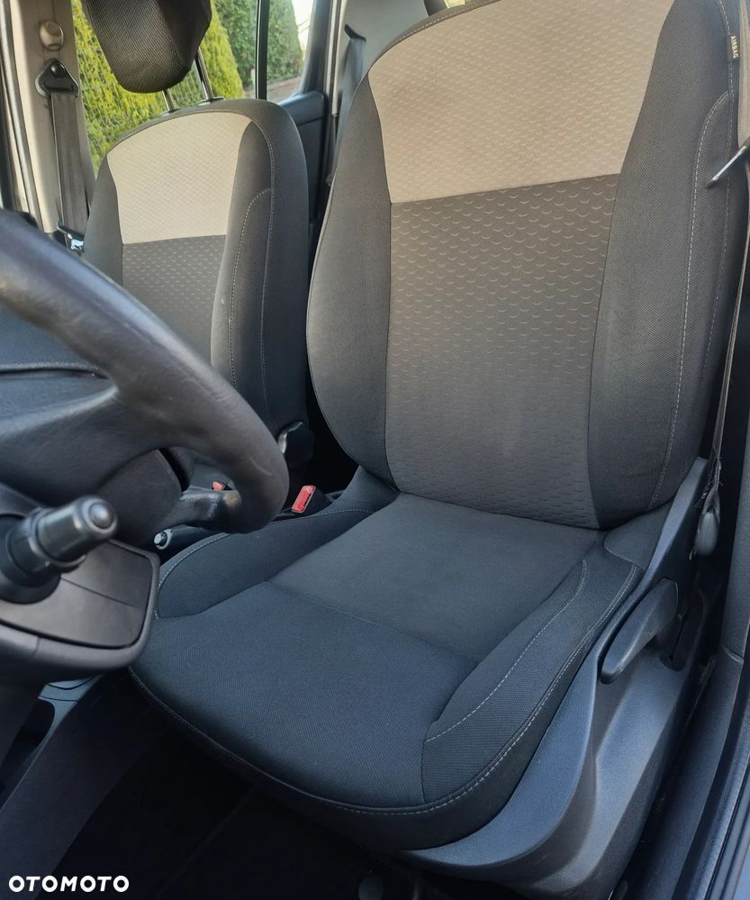 Renault Clio 1.2 16V Expression - 30
