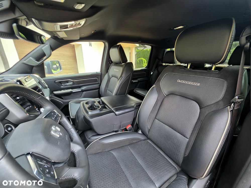 Dodge RAM 5.7 4x4 - 15