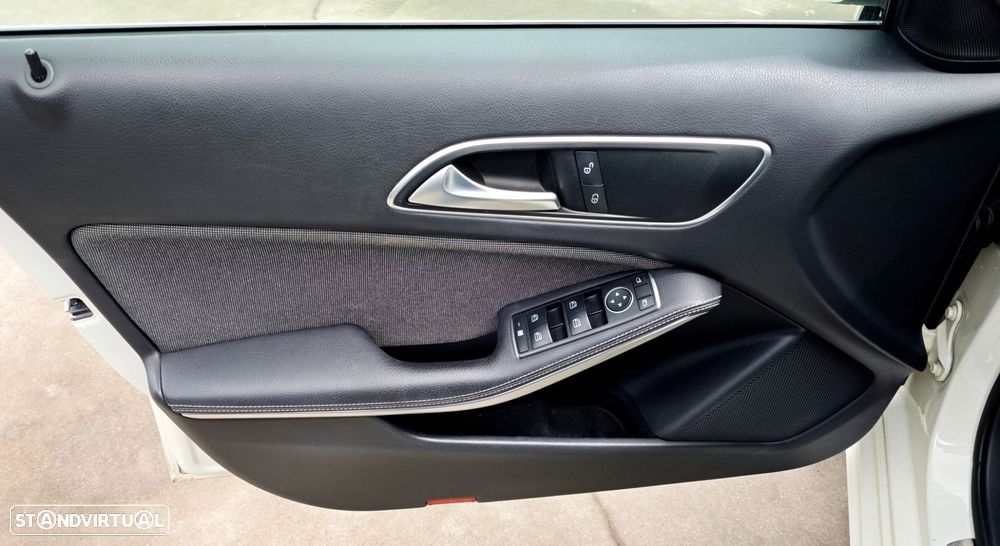 Mercedes-Benz A 180 d Urban - 17