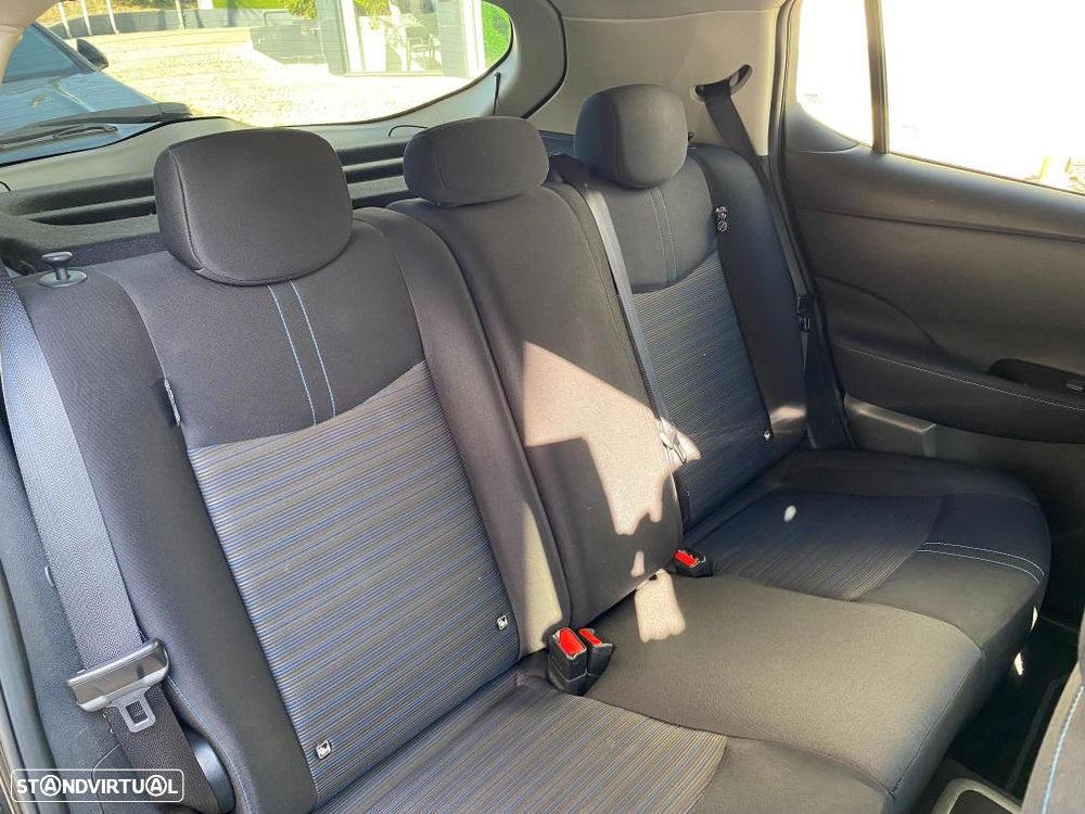 Nissan Leaf N-Connecta - 31