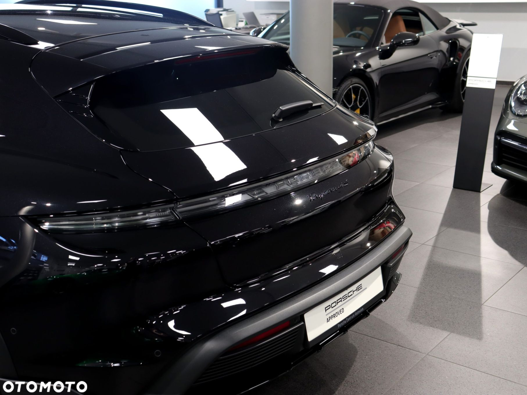 Porsche Taycan 105kWh 4S Cross Turismo - 35