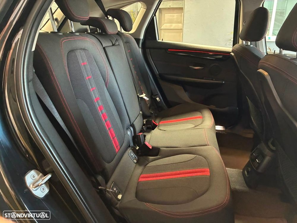 BMW 216 Active Tourer d Advantage - 33