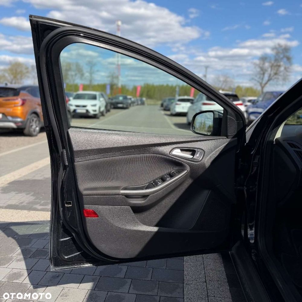 Ford Focus - 16