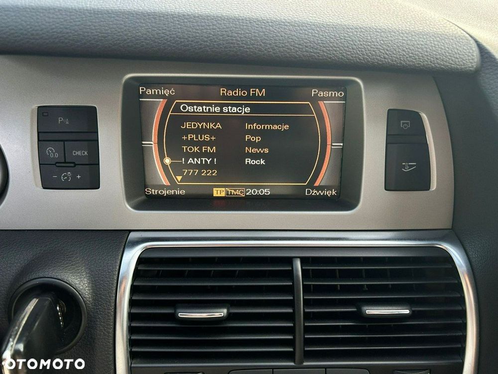 Audi Q7 - 25