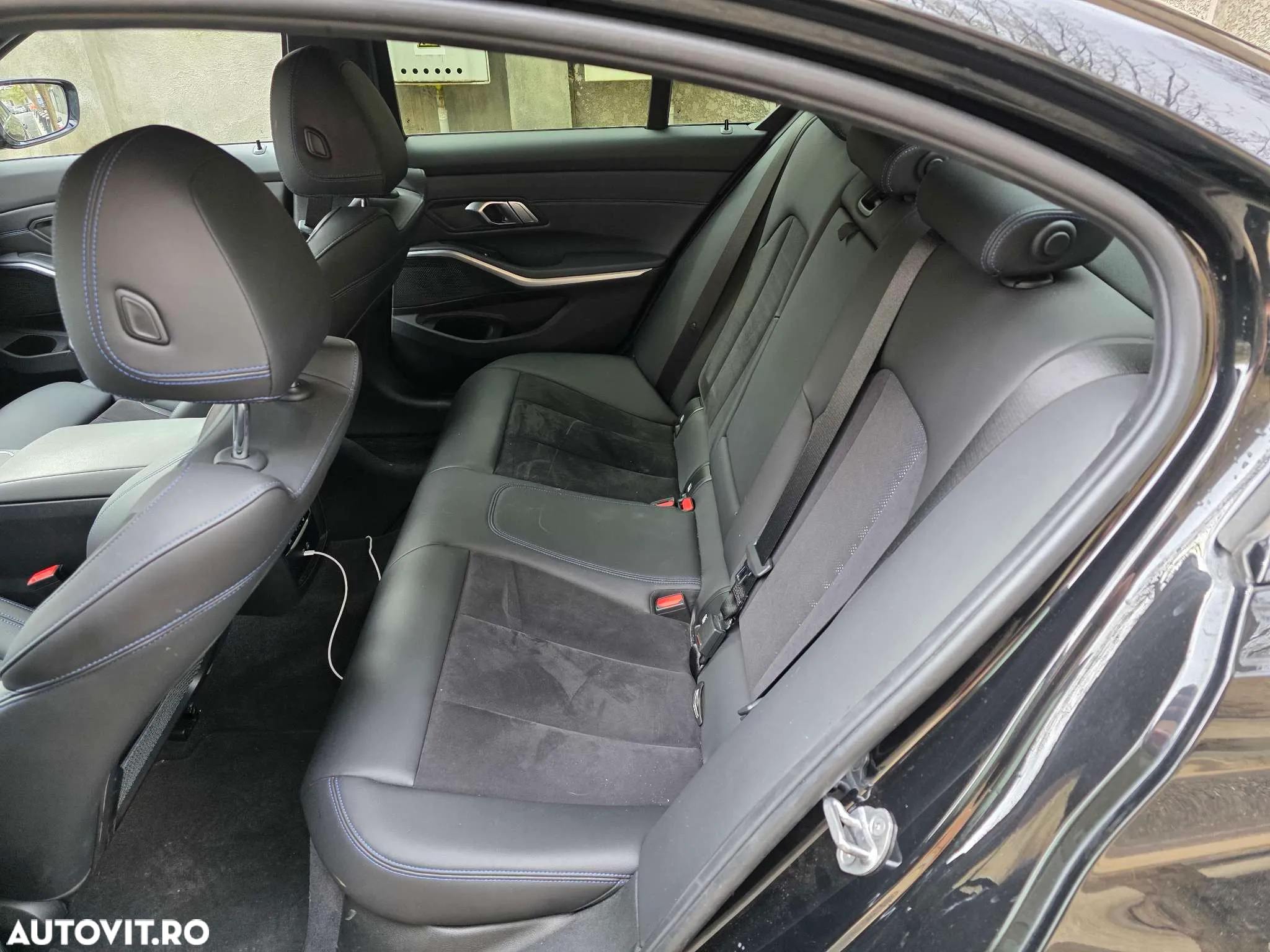BMW Seria 3 320d AT MHEV - 25