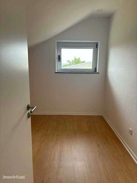 Arrenda-se apartamento - Grande imagem: 4/12