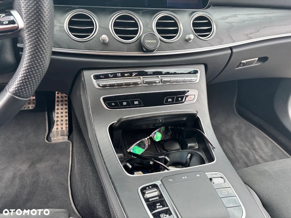 Mercedes-Benz Klasa E 220 d 4-Matic Avantgarde - 14