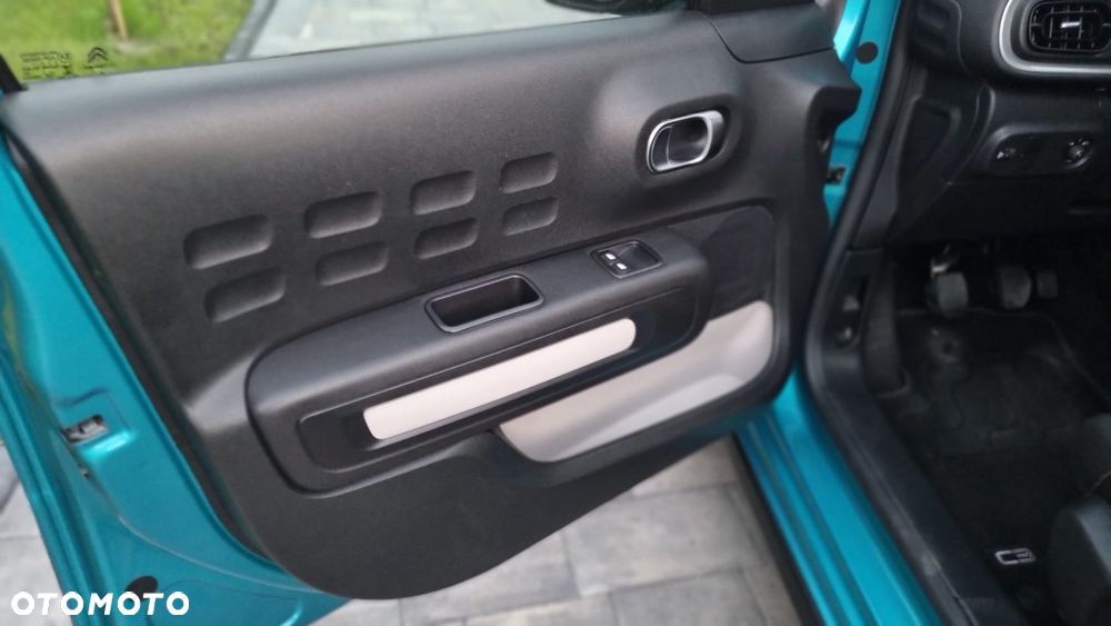 Citroën C3 1.2 PureTech C-Series - 17