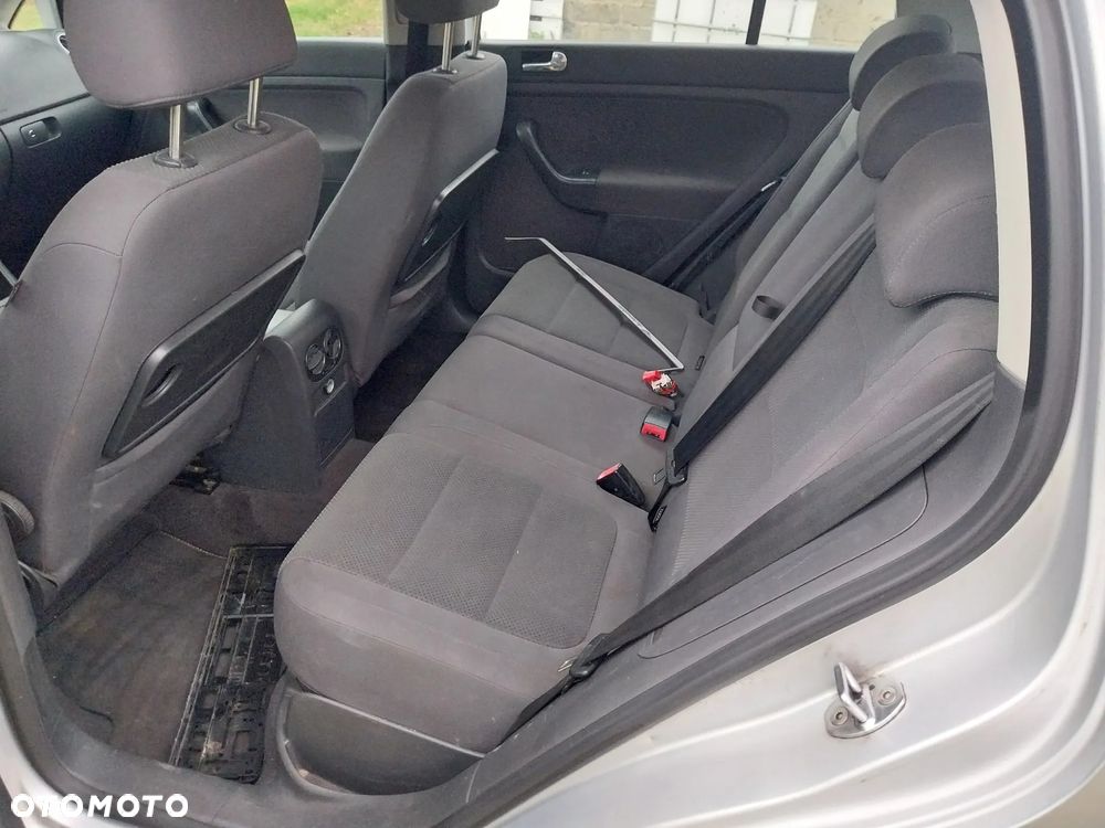 Volkswagen Golf Plus - 12