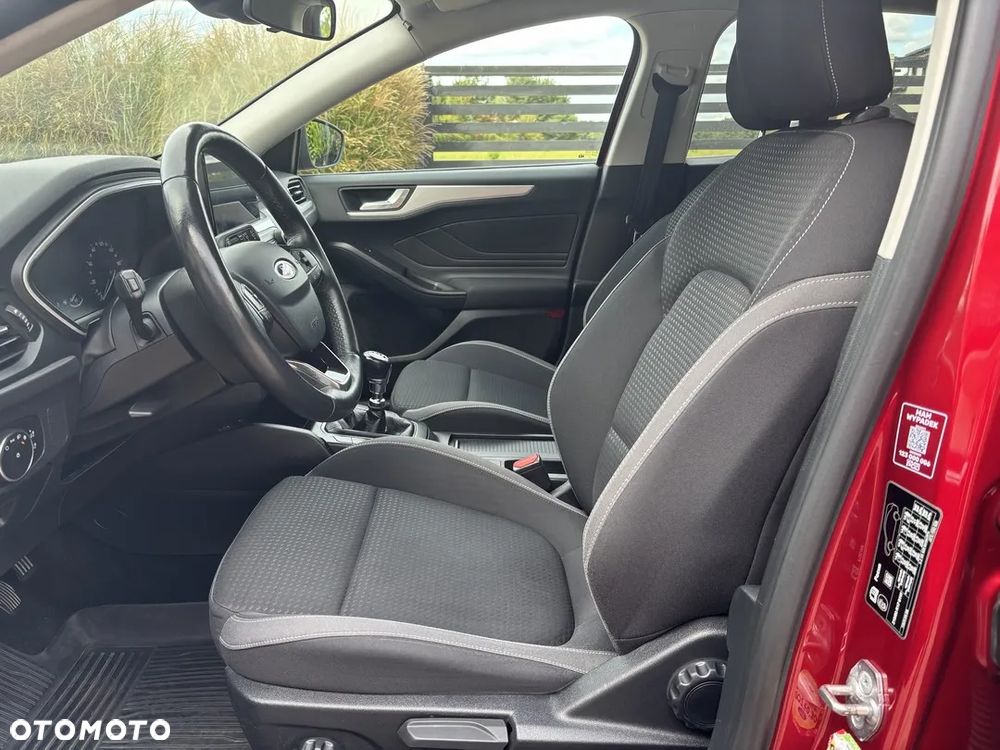 Ford Focus 1.5 EcoBoost Trend Edition Business - 14