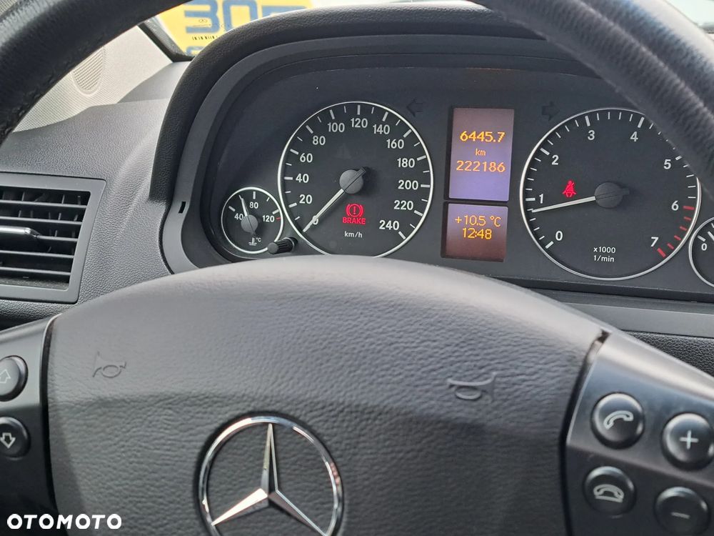 Mercedes-Benz Klasa A 200 Avantgarde - 13