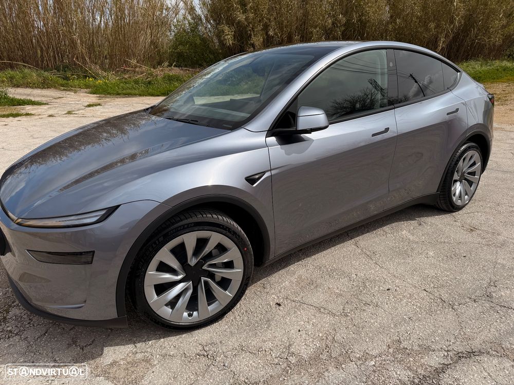 Tesla Model Y Long Range Tração Integral - 1