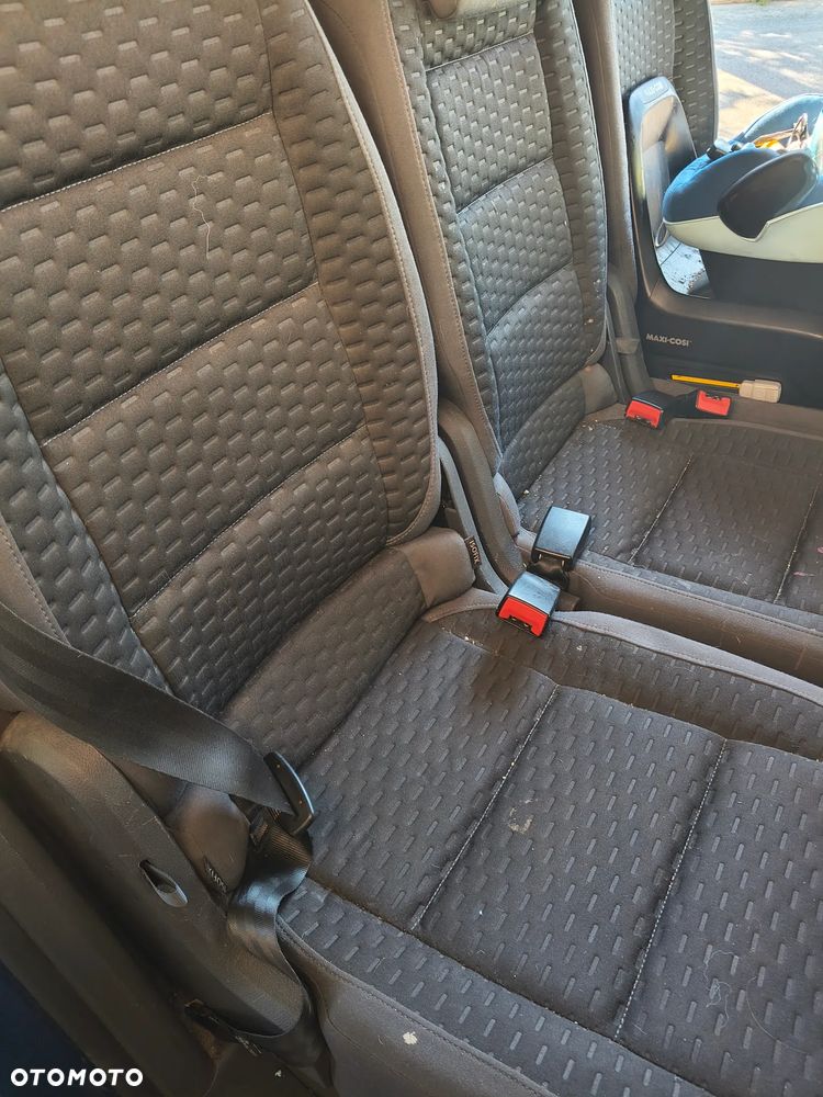 Volkswagen Touran 1.4 TSI Trendline DSG - 5