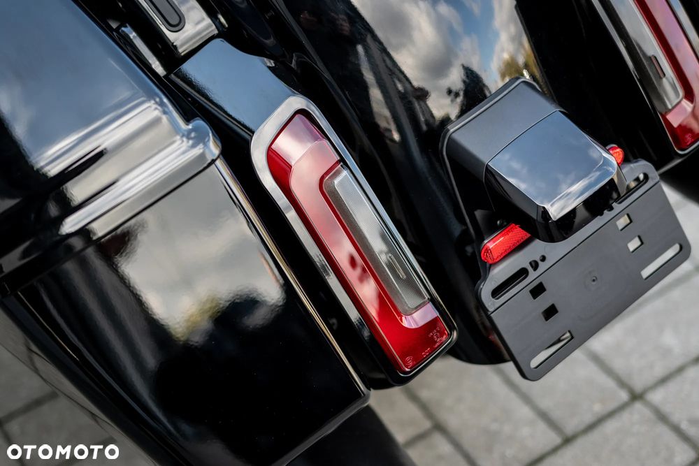 Harley-Davidson Touring Street Glide - 21