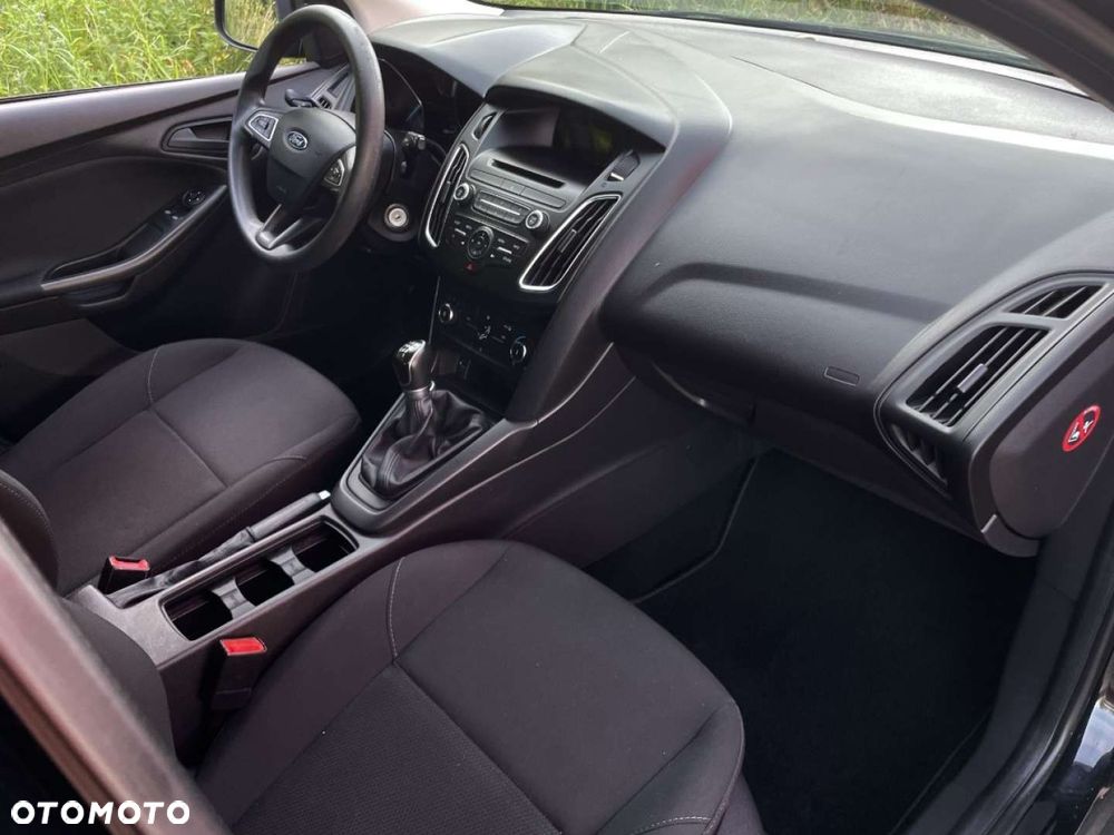 Ford Focus - 23