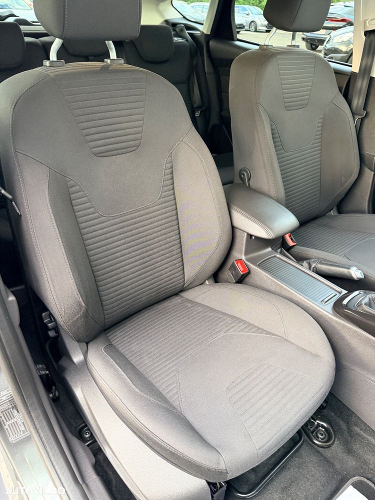 Ford Focus 2.0 EcoBlue Titanium Business - 16