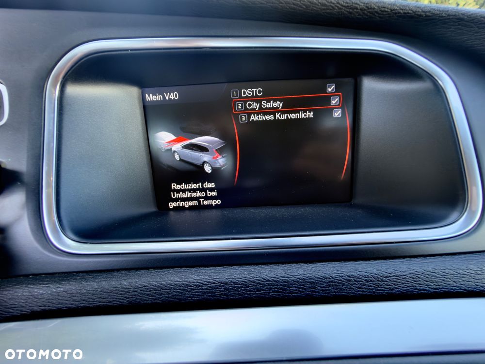 Volvo V40 Cross Country T4 AWD Geartronic Kinetic - 34
