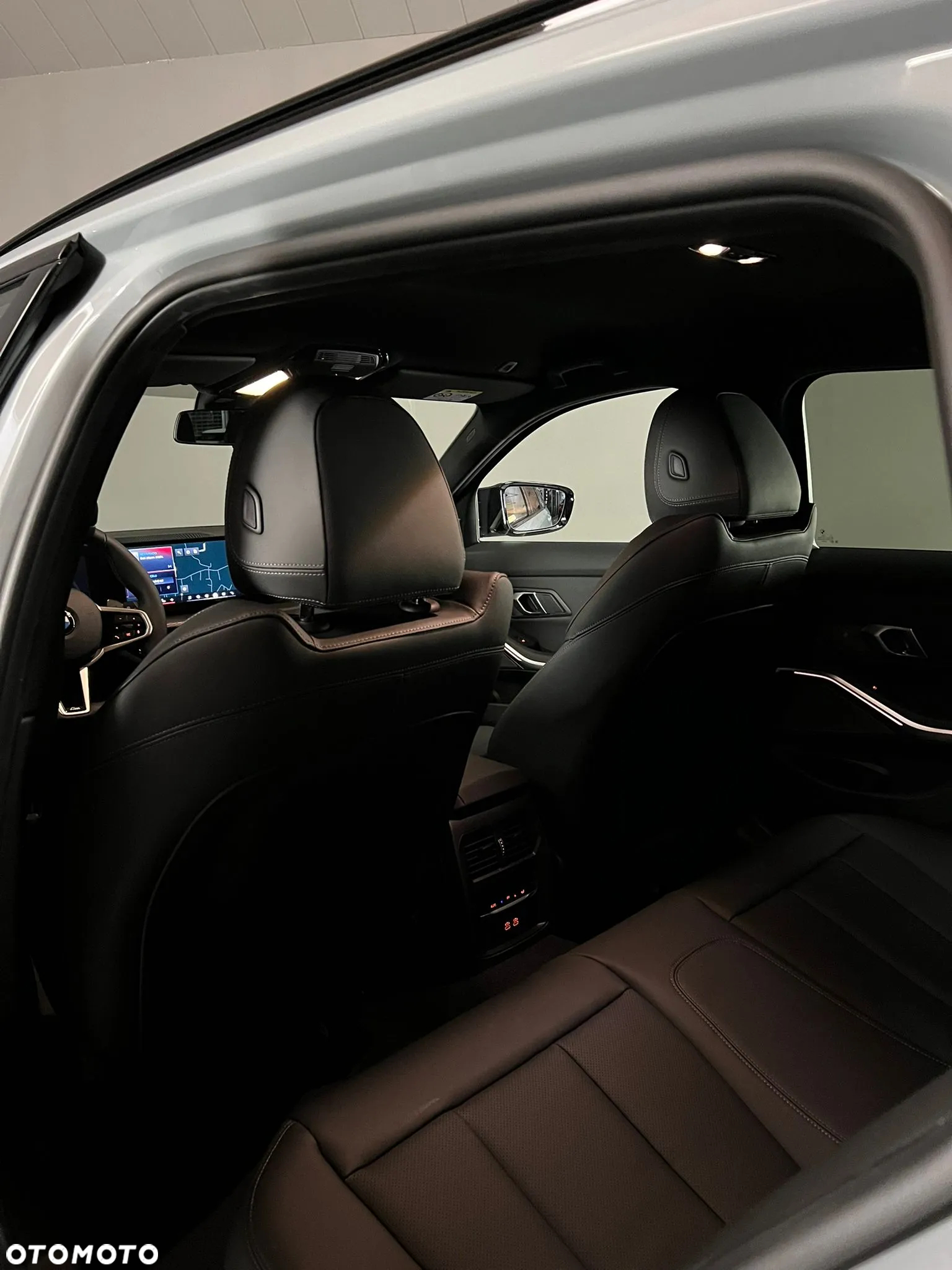 BMW Seria 3 - 16