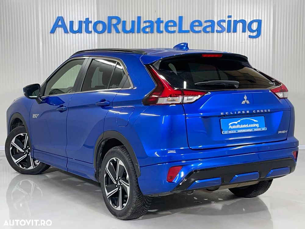 Mitsubishi Eclipse-Cross Plug-In Hybrid 4WD Plus - 4