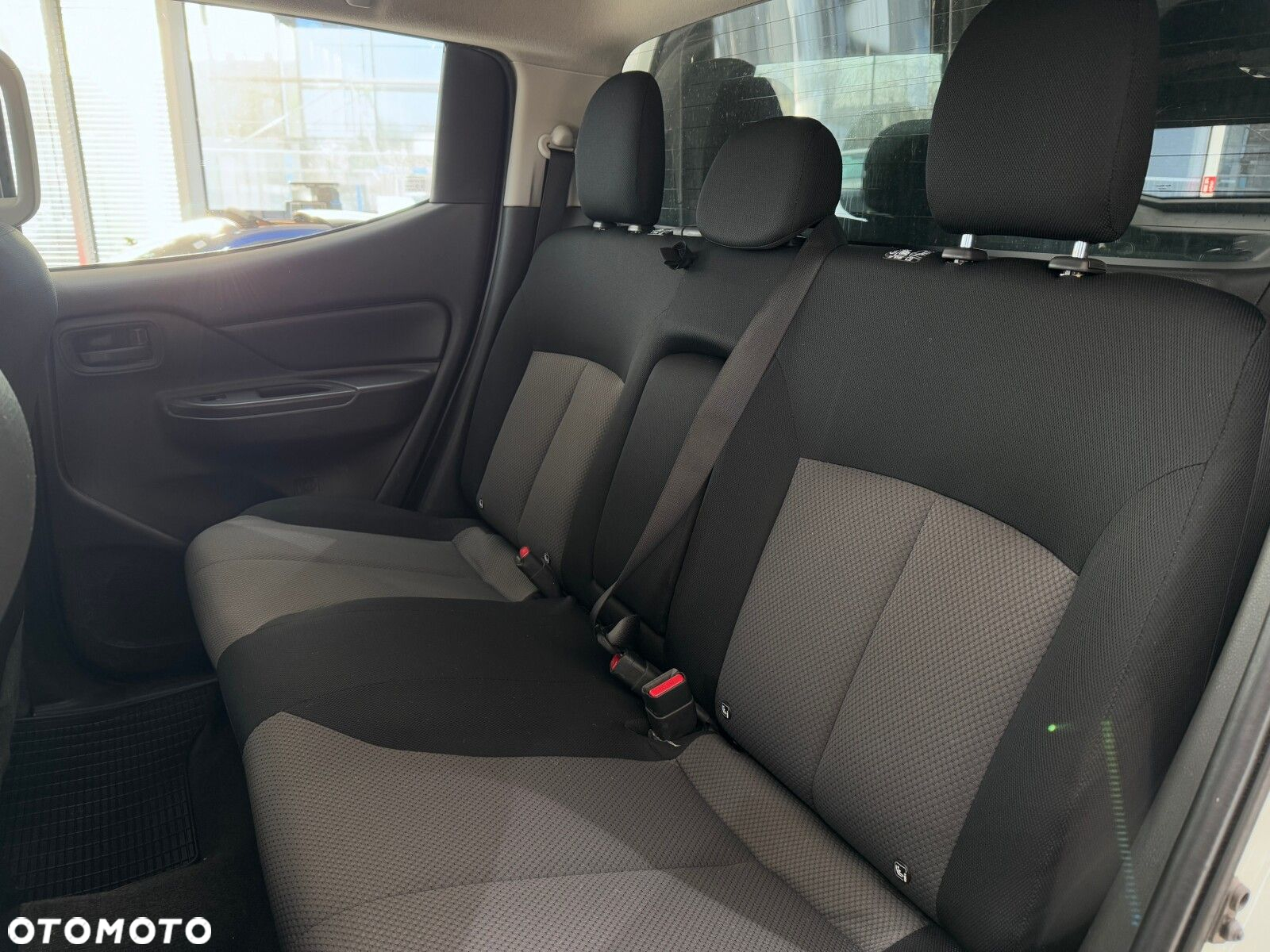 Mitsubishi L200 2.2 d DC Invite - 13