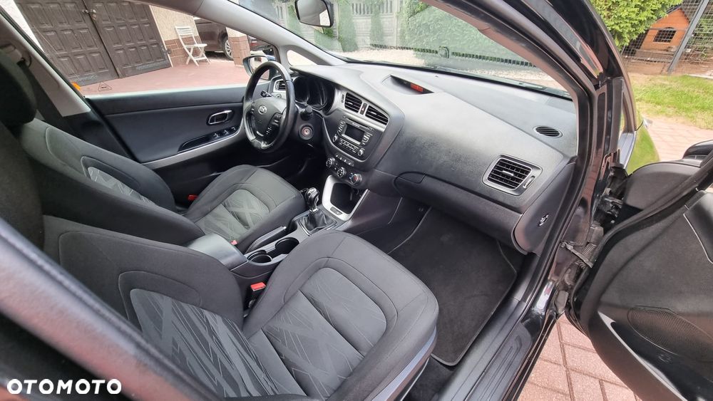 Kia Ceed 1.6 GDI Dream-Team Edition - 21