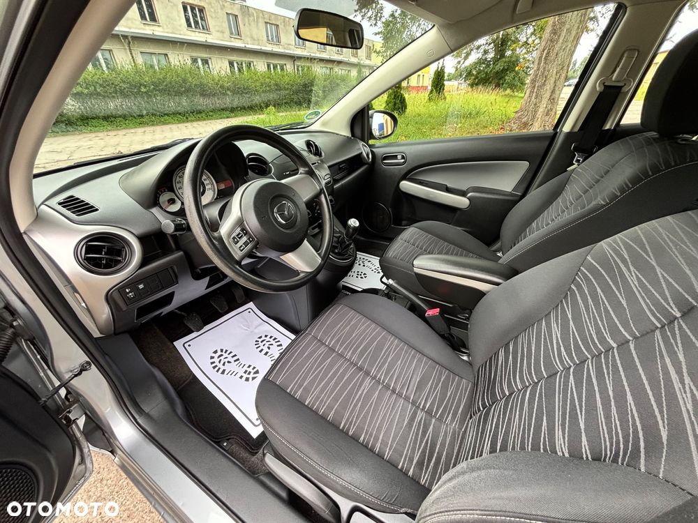 Mazda 2 1.3 Exclusive - 11
