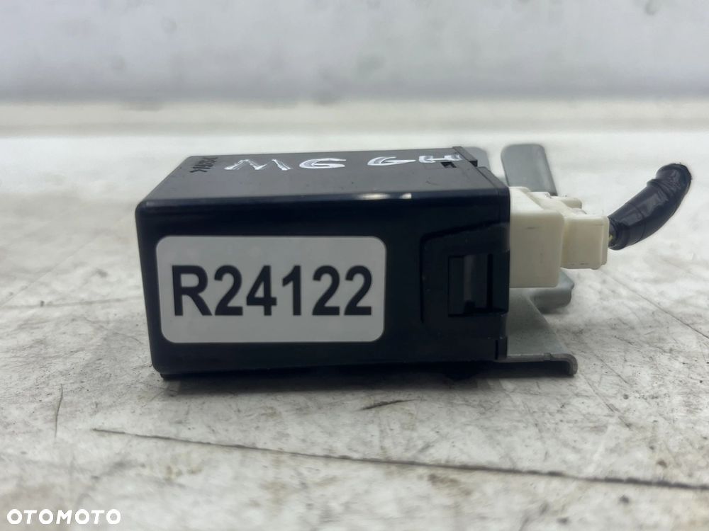 Moduł Mazda 6 II GH 07-12r. komputer sterownik centralnego zamka dh56675dz - 2