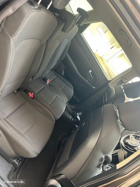 Kia Carens 1.7 CRDi ISG TX - 20