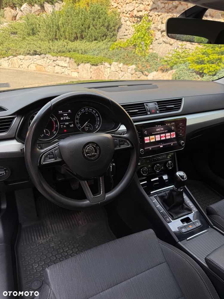 Skoda Superb 1.5 TSI ACT Ambition - 16