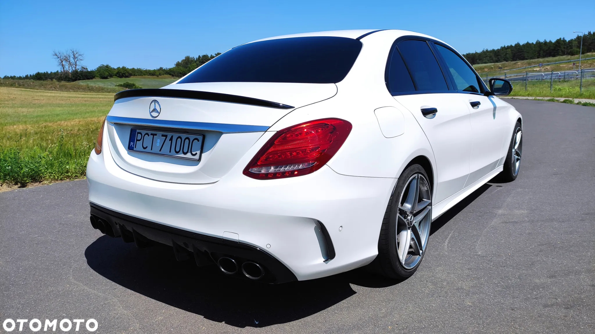 Mercedes-Benz Klasa C 300 9G-TRONIC AMG Line - 10