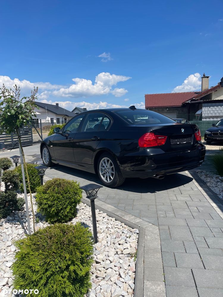 BMW Seria 3 318i Edition Lifestyle - 11