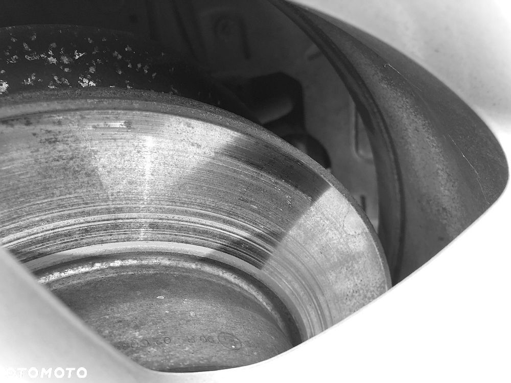 BMW Seria 1 118d DPF - 28