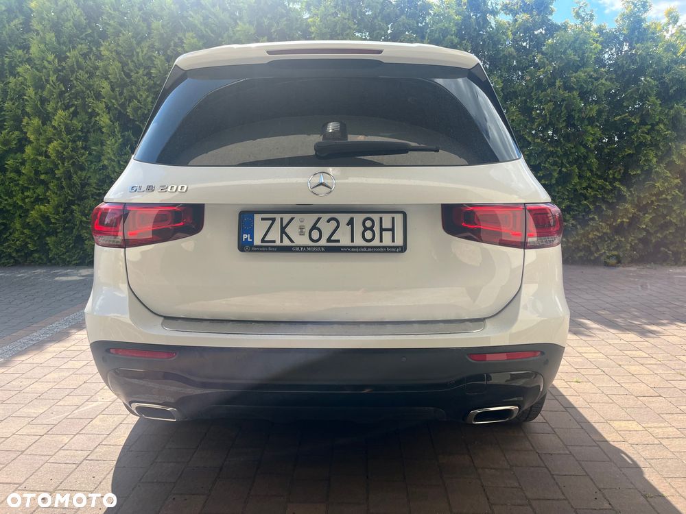 Mercedes-Benz GLB - 2
