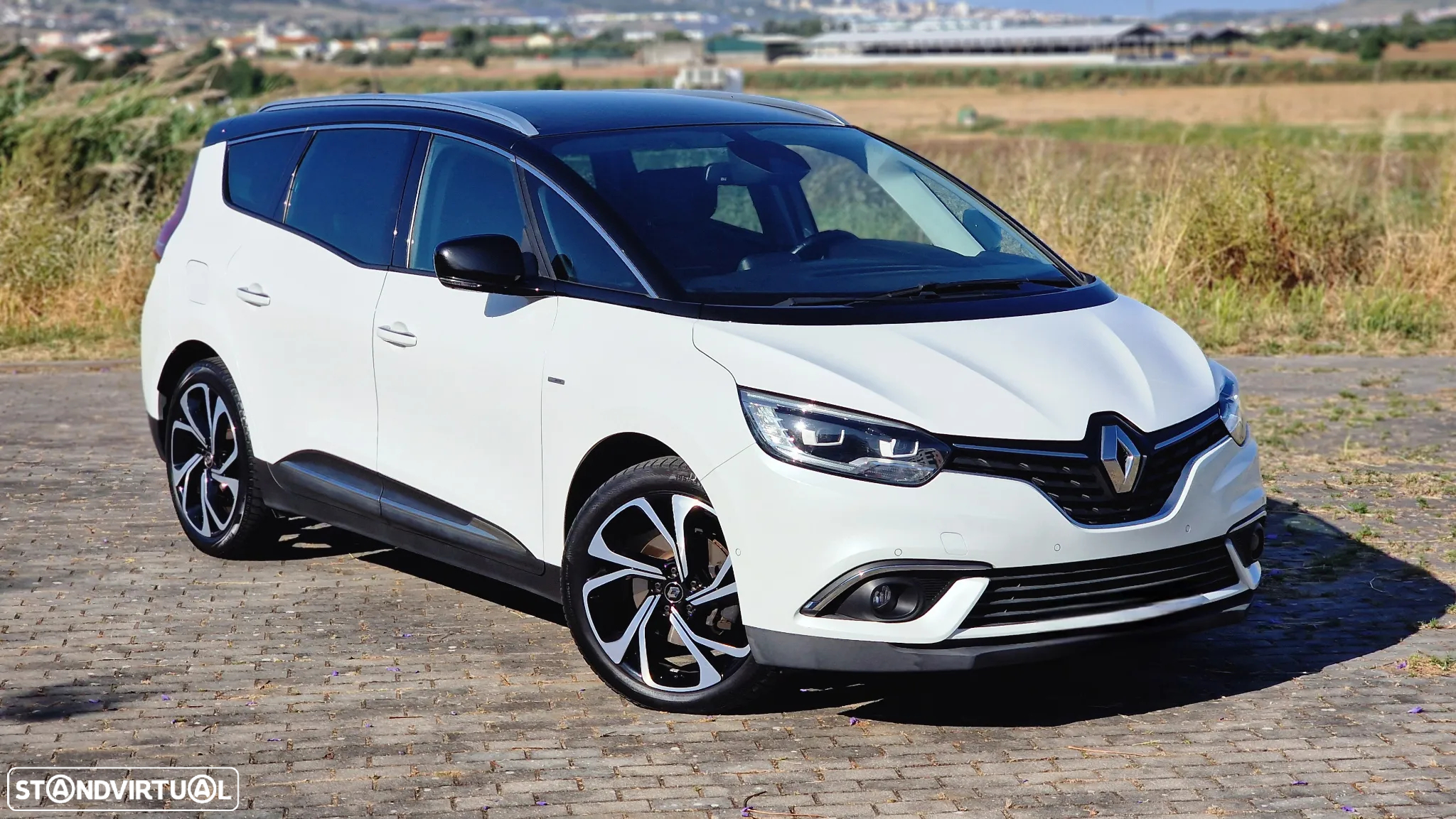 Renault Grand Scénic 1.5 dCi Bose Edition EDC SS - 2