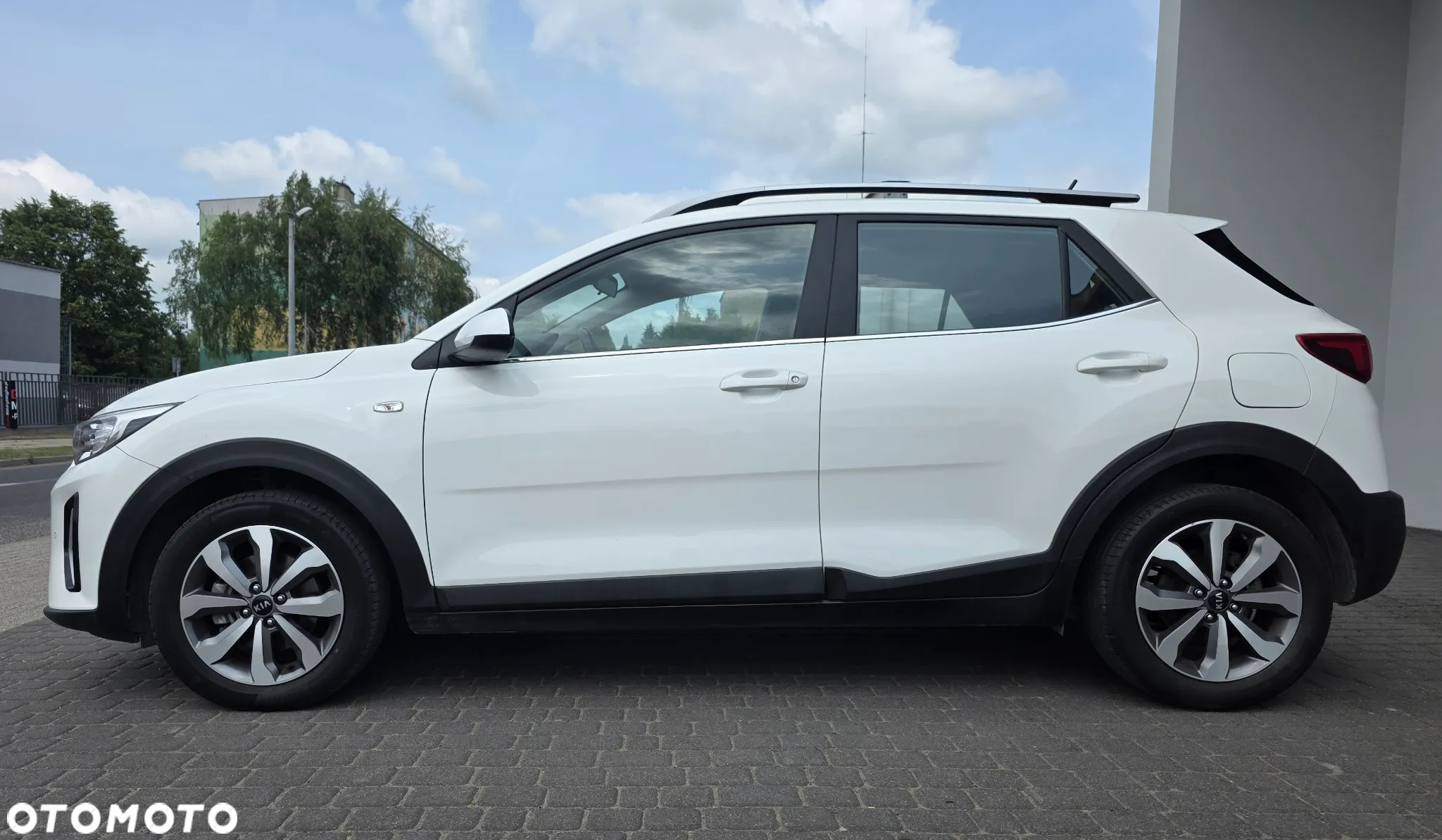 Kia Stonic 1.2 L Business Line - 8