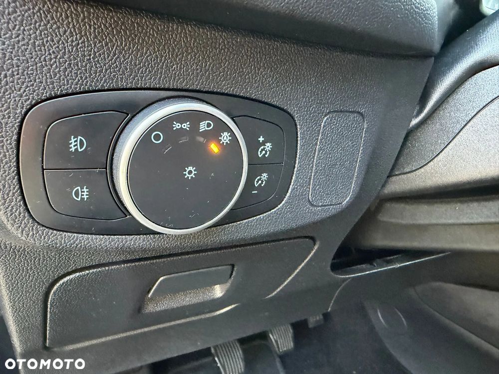 Ford Focus 2.0 EcoBlue Titanium Business - 21