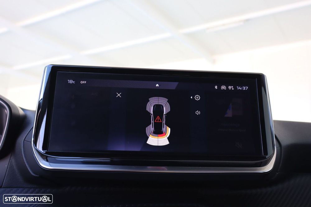 Peugeot 208 1.2 Hybrid Allure e-DCS6 - 32