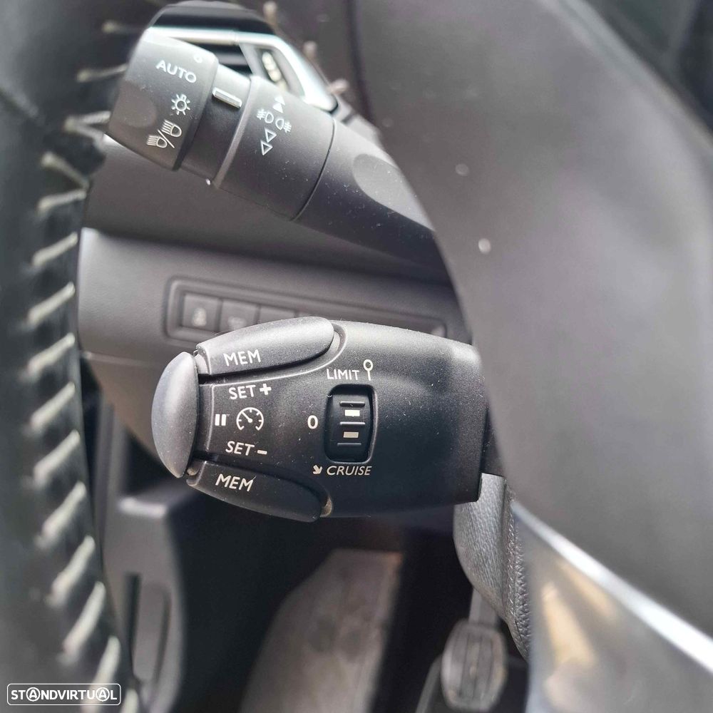 Peugeot 308 SW 1.6 BlueHDi Allure J18 - 35